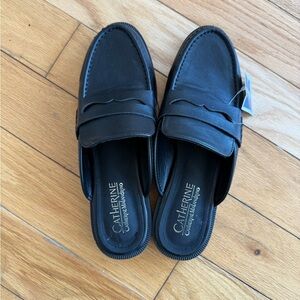 Catherines Black Leather women’s Loafers